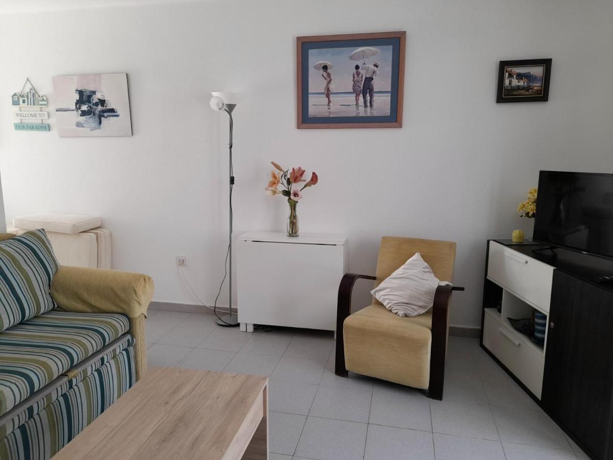 Fabulous 1-Bed Apartment In Puerto Del Carmen Puerto del Carmen  Ngoại thất bức ảnh