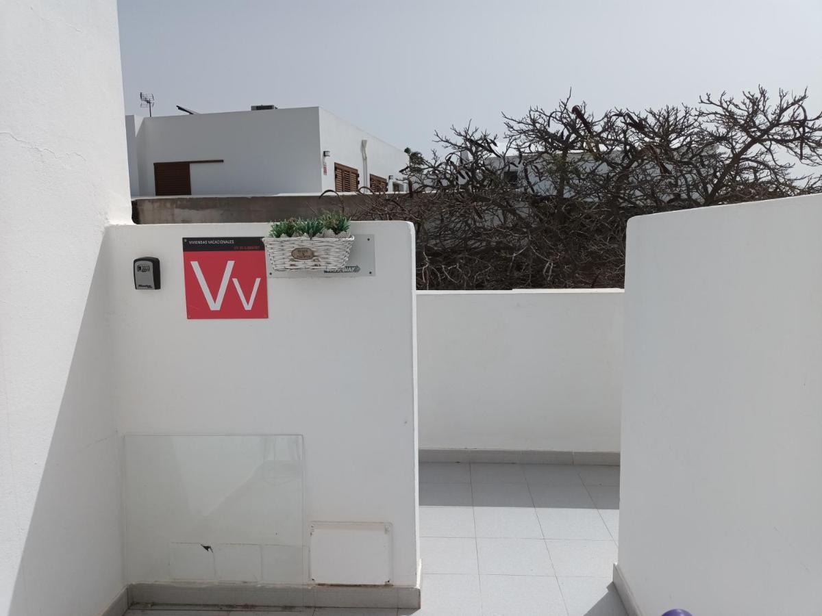 Fabulous 1-Bed Apartment In Puerto Del Carmen Puerto del Carmen  Ngoại thất bức ảnh